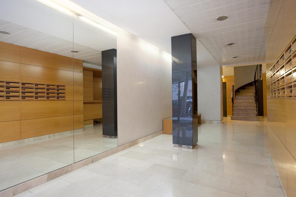 Letsgo Camp Nou Apartment バルセロナ エクステリア 写真