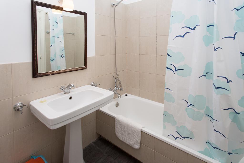 Letsgo Camp Nou Apartment バルセロナ エクステリア 写真