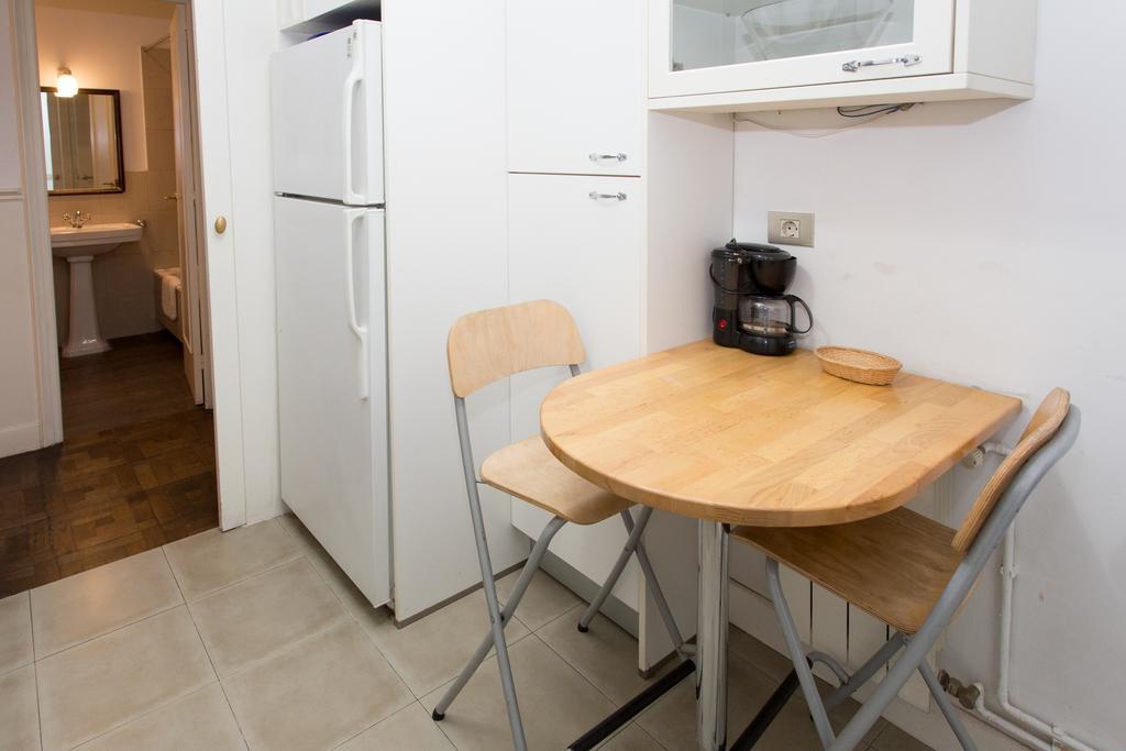 Letsgo Camp Nou Apartment バルセロナ エクステリア 写真