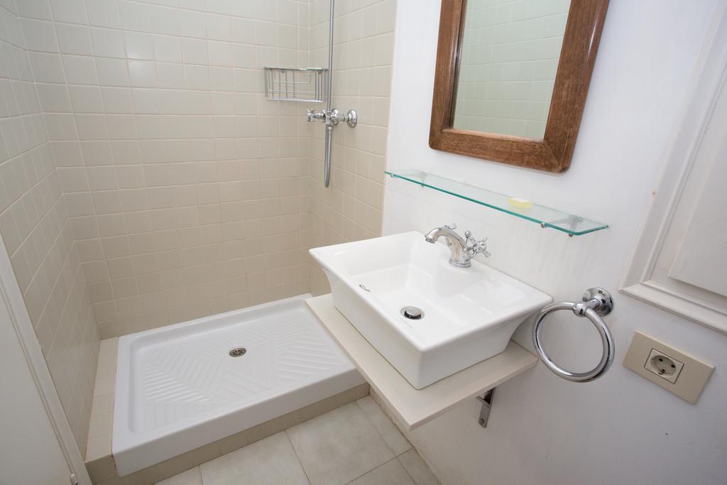 Letsgo Camp Nou Apartment バルセロナ エクステリア 写真