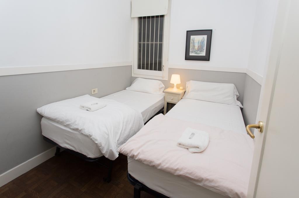 Letsgo Camp Nou Apartment バルセロナ エクステリア 写真